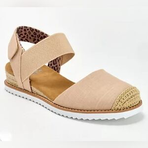 NWOT BOBS From Skechers Closed Toe Sandals - Desert Kiss Size-9.5